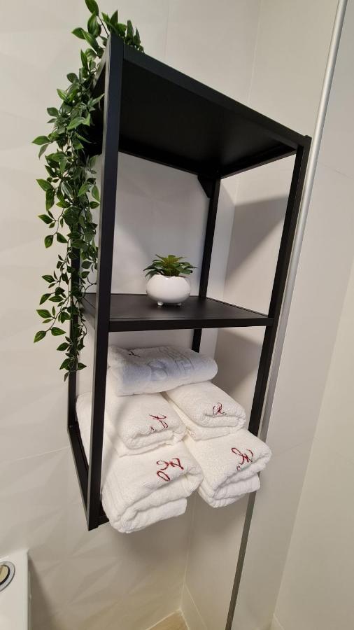 Zander Home Apartment Buşteni Buitenkant foto